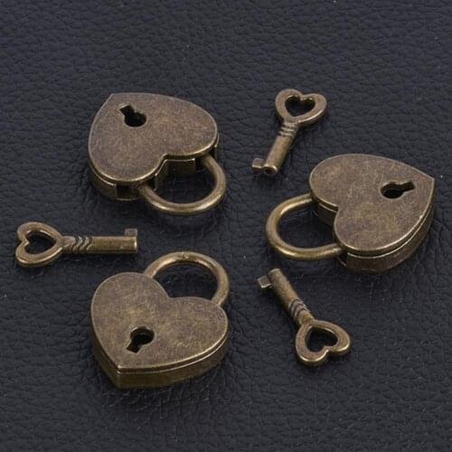 Vintage Decorative bronze love lock Heart Shape Mini Padlock Bag Travel Suitcase Luggage Box Case Key Lock