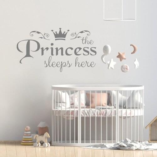 Nursery Personalised Wall Decal Quote Princess Art Wall Stickers For Kids Room Wall Vinyl Decor Crown Girls Removable B408
