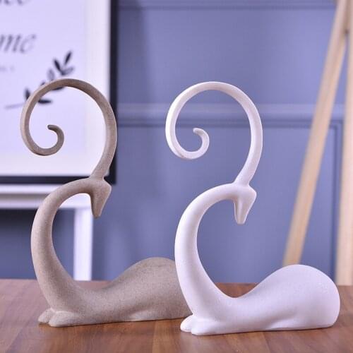 Creative White Sandstone Sculpture Resin Crafts Abstract Deer Ornaments European Home Decoration Ornaments