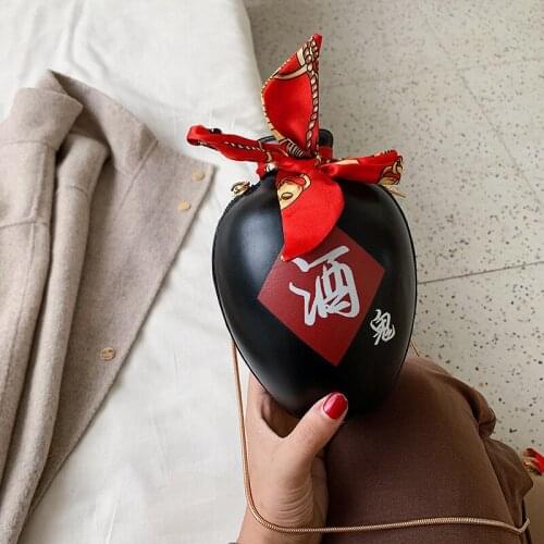Creative chains wine jar shape women shoulder bags designer letter scarf female messenger crossbody bag lady funny small purses