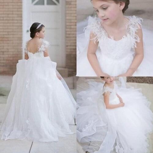 White Wedding Flower Girl Dresses with Crystal Appliques Feather A Line For Little Girls Backless Communion Birthday Party Gowns