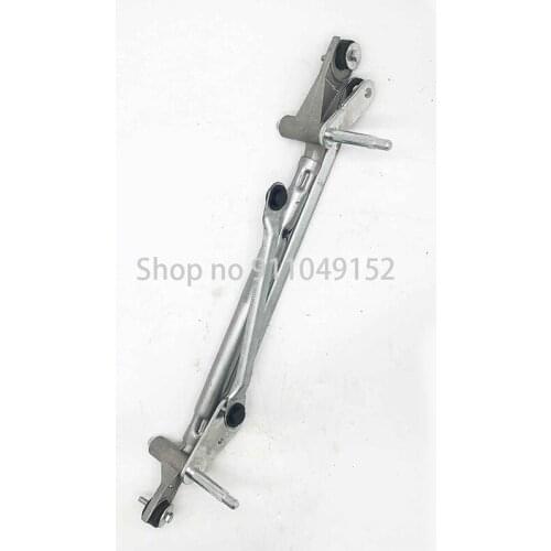 Car windshield wiper drive mechanism frame 2010-bui ckc hev rol eto pel18T windshield wiper swing arm