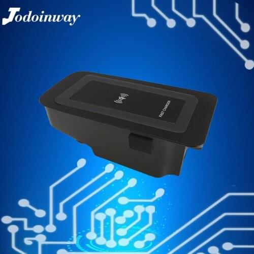 Car wireless phone charger for Volvo XC90 XC60 C60 V60 2019 V90 S90 2018 power adapter dual usb ports for iphone se fast charge