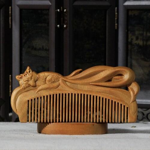 Retro Chinese Style Hand-carved Sandalwood Craft Hair Comb for Hair Massage Hair Brush Styling Hair Care Tools for Travel