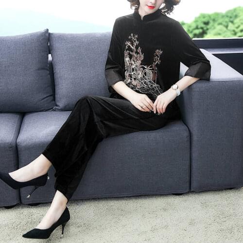 2020 Spring/Fall Tracksuit 2 Piece Pant Suits For Women Velet Embroidery Long Sleeve Top And Pants Women Suit Outwear Chinese