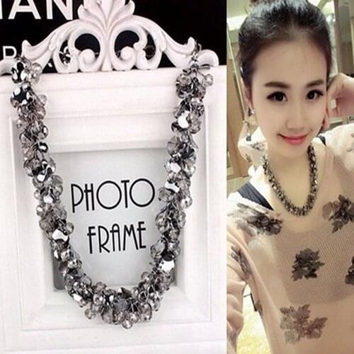 The new 2018 crystal necklace female jewelry necklace clavicle short chain with restoring ancient ways