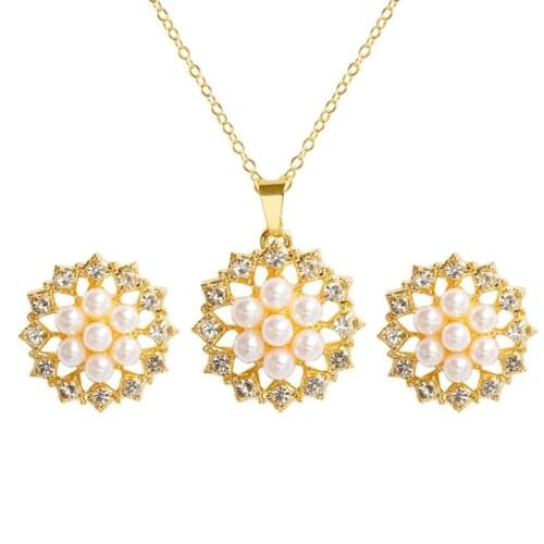 Light Yellow Gold Color Alloy Flower Imitation Pearl Pendant with Rhinestone Necklace Earrings Fashion Jewelry Sets
