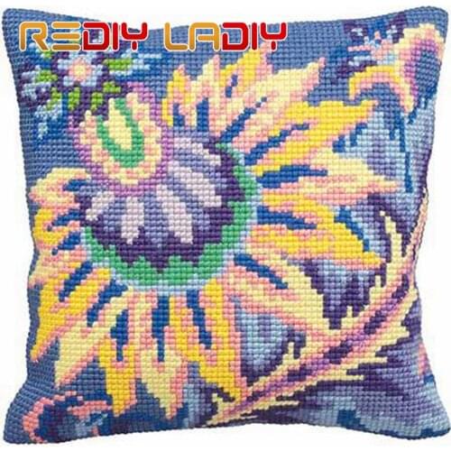 Cross Stitch Cushion Ladybug Flowers Chunky Yarn Cross-Stitch Kits Needlework Pre-Printed Canvas Pillow Home Deocr Arts & Crafts
