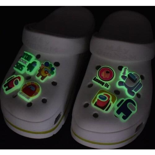 1Pcs Luminous Croc Charms Accessories Fashion Soft PVC Shoe Buckle Fluorescent Shoes accesories Kids Cartoon charms design