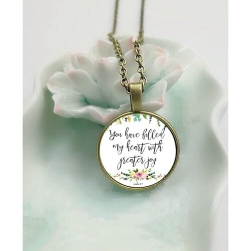2018 New You Have Filled My Heart Psalm 4 7 Floral Charm Necklace Glass Cabochon Pendant Bible Verse Jewelry Gifts for Women Men