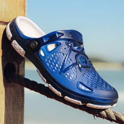 New Summer Fashion Sneakers Men Shoes Outdoor Slippers Fashion Beach Sandals Jelly Breathable Flip Flops Hollow Casual Footwear