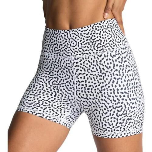 Spot Printed Yoga Sport Shorts Hip Push Up Women Plain Soft Nylon Fitness Running Shorts Tummy Control Workout Gym Shorts