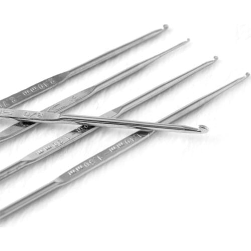 5pcs Ferroalloy Extra Fine Crochet Hook Knitting Needle Set Weave DIY Craft Yarn