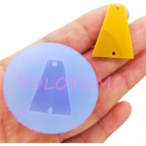 B300YL 23.2mm x 19.3mm Earrings Silicone Mold Craft Resin Art Jewelry Pendant Necklace Making Fondant Decoration Oven Food Safe