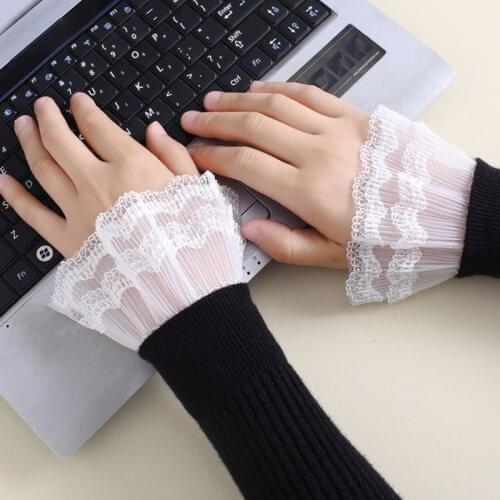 1 Pair Korean Women Girls Fake Flared Sleeves Layered Lace Pleated Ruched False Cuffs Sweater Wrist Warmers