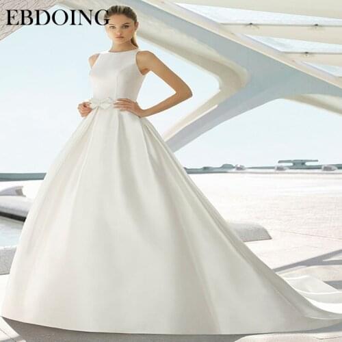 Ball Gown Wedding Dress Sleeveless O-neck Neckline Vestidos De Novia Backless Chapel Train Plus Size Wedding Gown Bride Dress