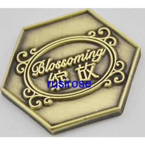 Manufacturers custom flowers blooming antique metal badges brooch