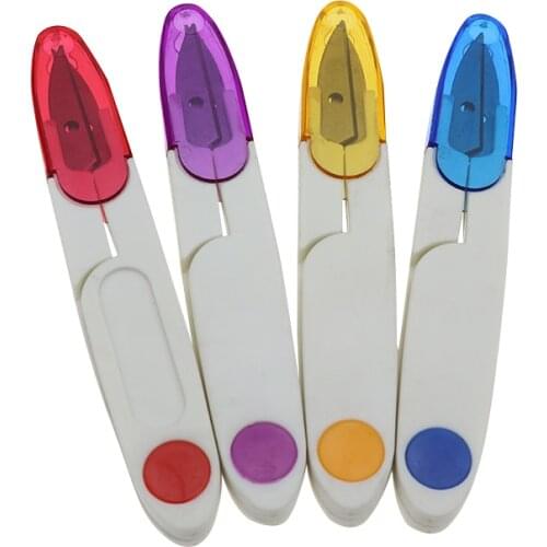 YOKOYAMA Portable Yarn Scissors Safety Lid Plastic Handle Tailors Embroidery Tool Sewing Thread Cutter Cross Stitch Scissors