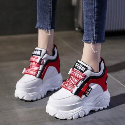Thick-soled high daddy shoes girls sponge cake casual super hot autumn winter web celebrity sports shoes womens platform heels