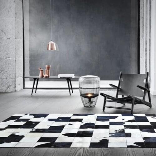 Luxury cowhide seamed patchwork rug , natural black and white cow skin chequer carpet for living room, decoration office mat
