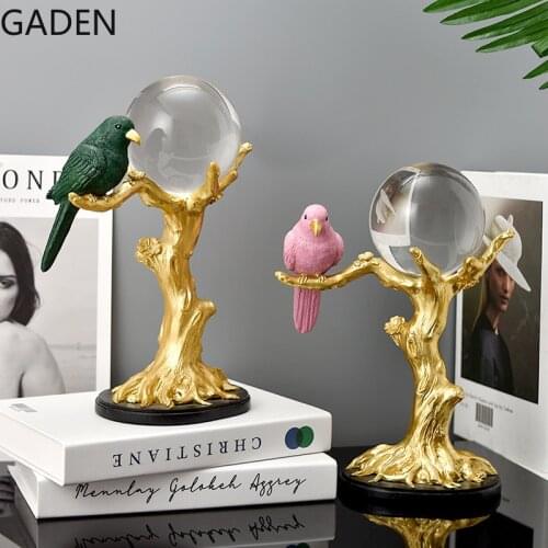 Creative Branch Animal Bird Ornaments High-end Crystal Ball Decoration Accessories Nordic Light Luxury Home Decoration Modern