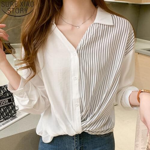 Casual Shirts Women Korean Fashion Striped Shirts Long Sleeve Blouses Autumn 2021 Loose White V-Neck Blusas Mujer De Moda 10777