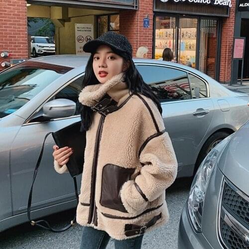 Warm Winter Jacket Women Fur Coat 2020 Thick Short Teddy Coats Leather Buckle Pocket Korean Style Loose Wool Splicing Clothing