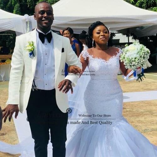 Romatic Mermaid Wedding Dresses 2021 With Appliques Lace O-Neck Long Sleeves Bridal Gowns Court Train Plus Size Robe De Mariage