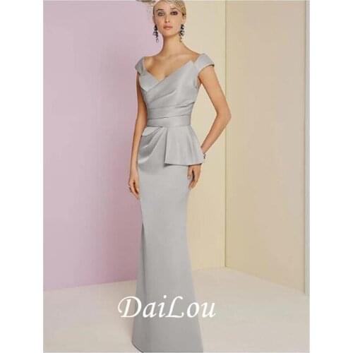 Sheath / Column Elegant Engagement Formal Evening Dress Plunging Neck Sleeveless Floor Length Satin with Ruched 2021