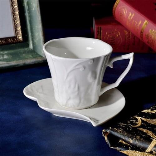 Beautiful Coffee Cup Magnesium Ceramic Coffee Cup Set Creative Simple Coffee Cup Plate Set Gift Cup Plate