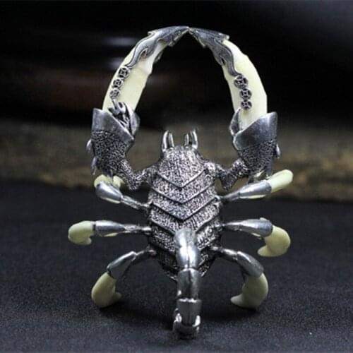 Teeth of Wolves Tibetan Silver Scorpion Pendant Decorate Statues Statues for Decoration Collection Ornaments Figurines
