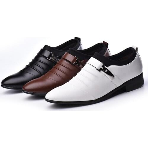 Man Flat Classic Men Dress Shoes PU Leather Wingtip Carved Italian Formal Oxford Plus Size 38-48 for Winter 559