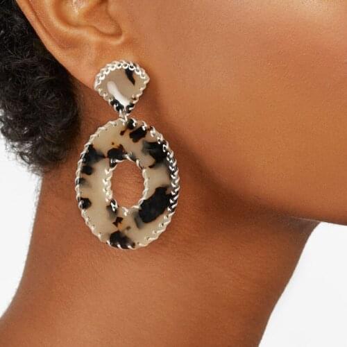 LUNA CHIAO Leopard Cheetah Tortoise Print Oval Acrylic Statement Earrings for Women