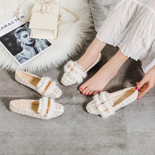 Square Buckle Shallow Mouth Peas Shoes Female New Version of The Wild Plush Cotton Flat Bottom Comfortable Scoop Shoes W21-14