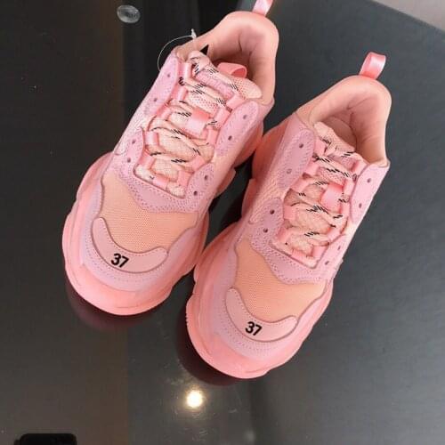 Breathable Women Running Shoes Outdoor Athletic Jogging Sport Shoes For Men Casual Fashion Triple S Brand Sneakers For Unisex