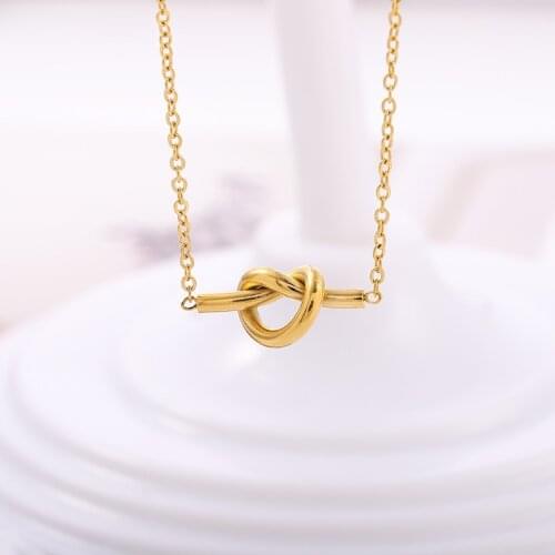 Cute Hollow Knot Pendant Necklace For Women Gold Color Stainless Steel Heart Choker Necklace Fashion Bijoux Femme Jewelry BFF