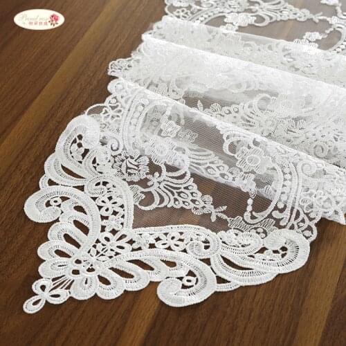 Proud Rose White Lace Table Flag Table Mat Rectangular Pointed TV Cabinet Cover Cloth Fashion Table Flag Wedding Supplies