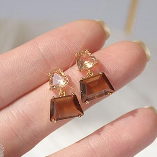 Korea Fine Jewelry Champagne Crystal French Retro Vintage Stud Earrings for Woman Daily Fashion Earring