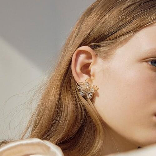 2021 NEW Earrings For Women Simple Advanced Flower Stud Earring Fashion Temperament Jewelry Female Girl Party Birthday Gift