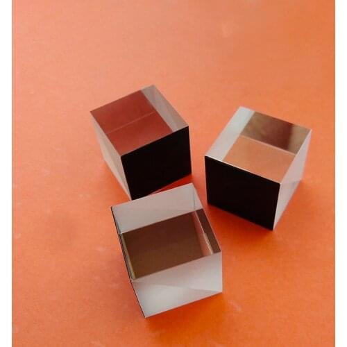 20 * 20 * 20mm Spectroscopic Prism Cube Side Length 50:50 Spectroscopic Coating on Three Sides AR Coating