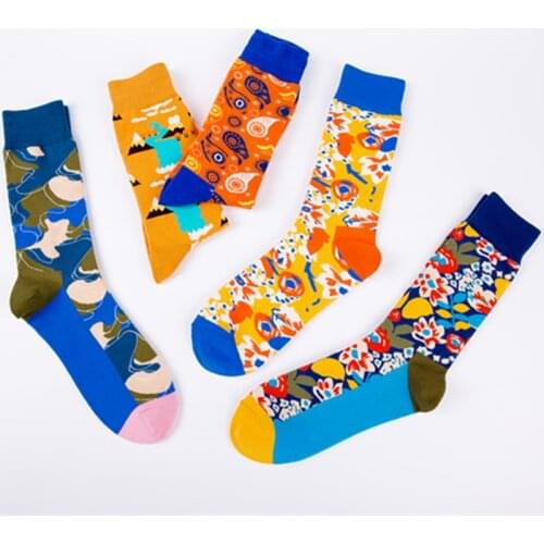New Colorful Personality Mens Socks Casual Cotton Socks Popularity Socks Autumn and Winter Cotton Socks Abstract Stockings