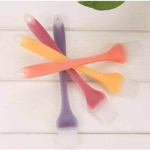 Free Shipping High Quality Small Transparent Silicone Butter Pastry Brush Cake Fondant Baking Tool(1pcs Randomly Color)