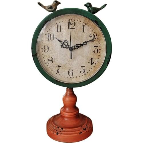 Retro vintage decorative metal tabletop clock
