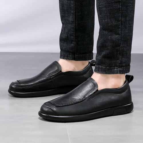 Flats Men shoes genuine leather Casual Shoes Soft Fashion Loafers Slip-on Male Driving Flat Heel shoes Footwear big size 48