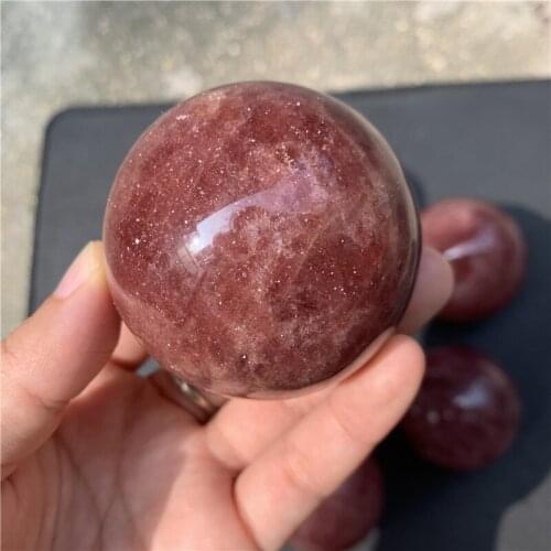 Wholesale prices 1000g 50-60mm Natural red strawberry ball reiki healing crystals globe for home decor