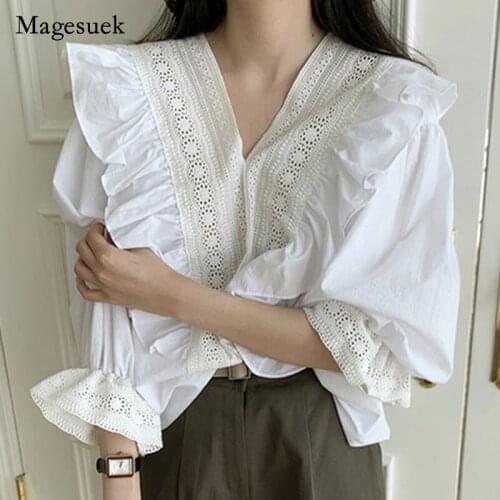 Korea Style White 2021 Summer and Spring Tops Temperament Lace Sweet V-neck Ruffle Blouse for Women Casual Clothing Blusas 13707