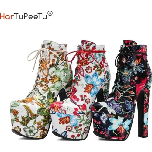 Modern Ankle Boots Women Autumn Winter 2021 New Floral Print Cross Lace-Up PU Pumps Warm Plush Platform Shoes Size 34~46