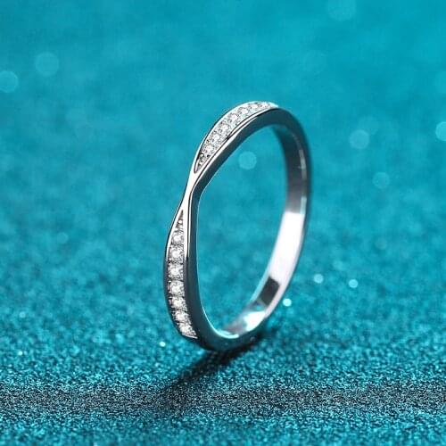 Passed Diamond Test Perfect Cut 0.13ct Total Moissanite V Shape Drill Row 925 Sterling Silver Gift for Friends At Company Dinner