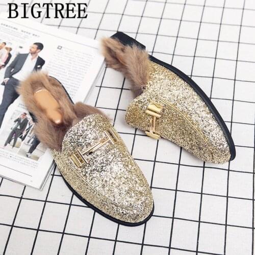 New Men Leather Slippers Half Shoes for Men Mules Men Loafers Slip on Casual Men Shoes Dress Slippers Mule Bling Bling Fur Mules
