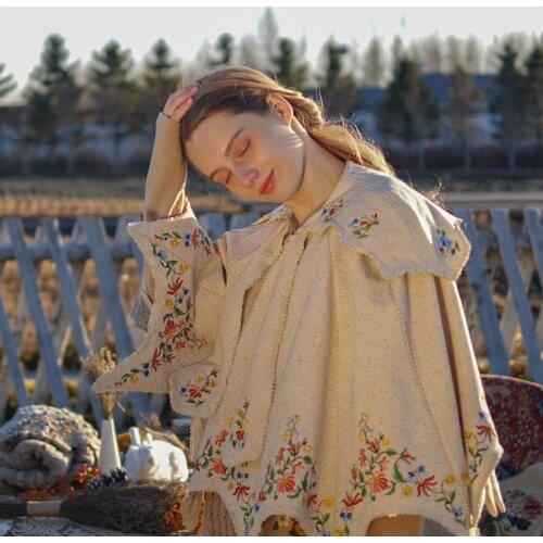 Original Design Autumn Winter Women Cape Coat Korean Sweet Lolita Style Colorful Embroidery All-Match Apricot Ponchos And Capes